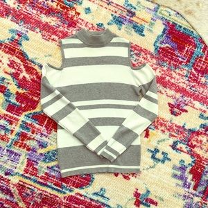 Cold shoulder long sleeved striped shirt